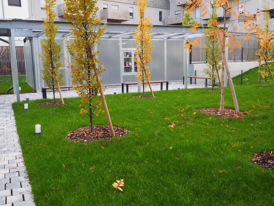Cityheart Constellation Avec Parking Strasbourg Exterior foto